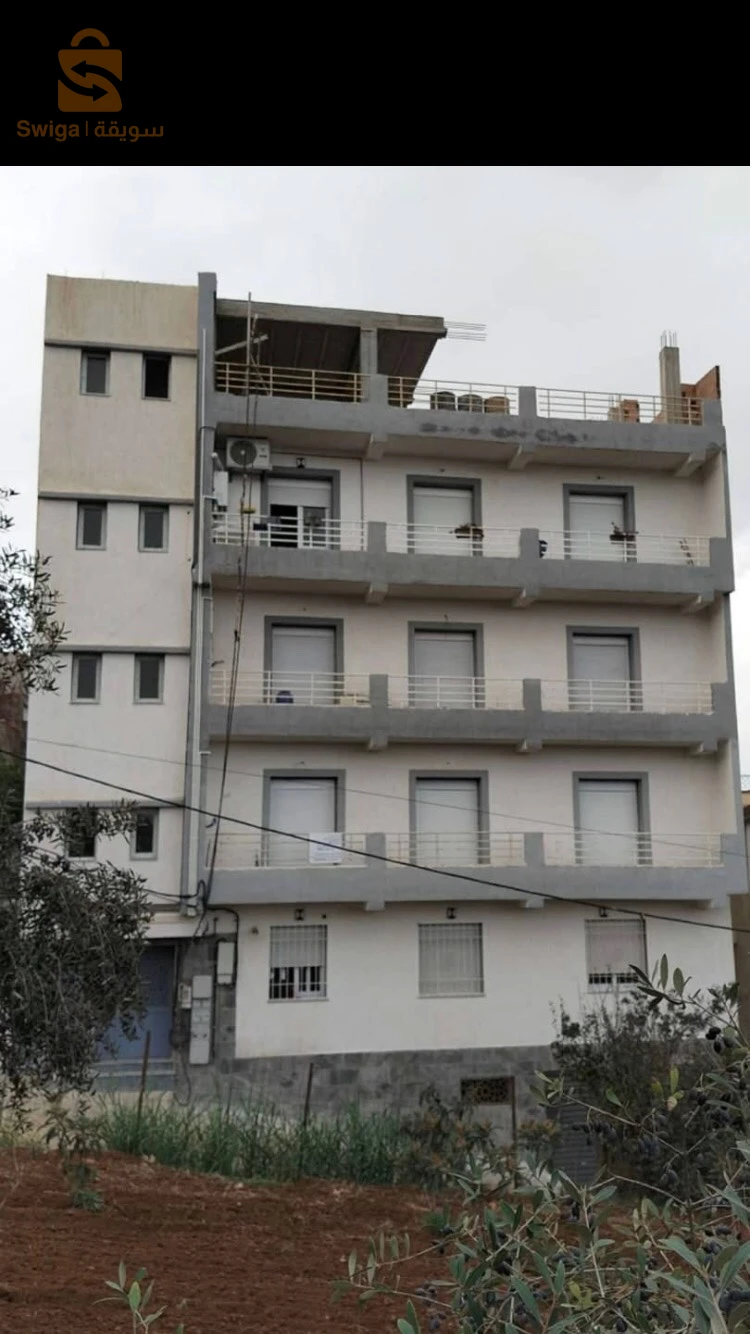 vente un bel appartement de type F4 dans une résidence avec box à Shaoula