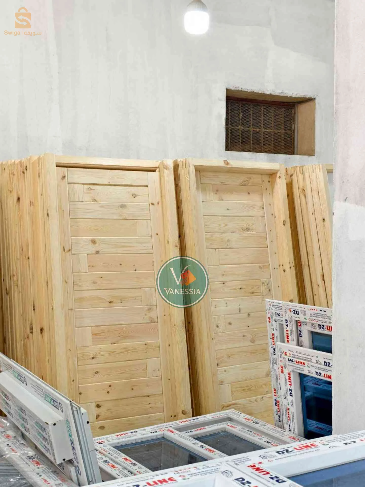 Porte chambre avec cadre bois Rouge