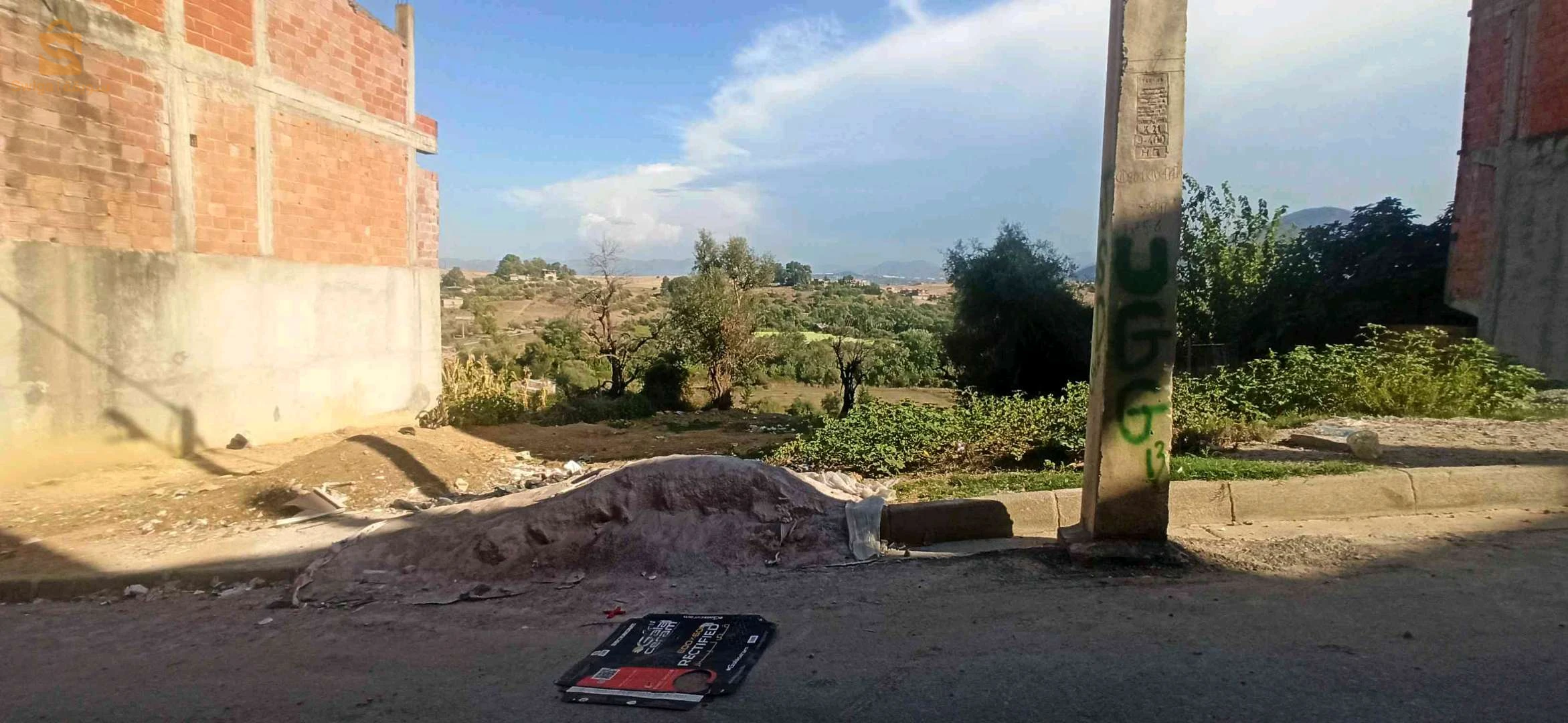 أرض للبيع (حي بن عياش) بلدية قاوس ولاية جيجل