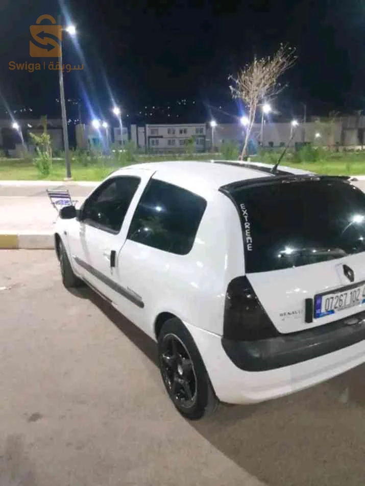 رينو Clio 2 2002 عين الدفلى