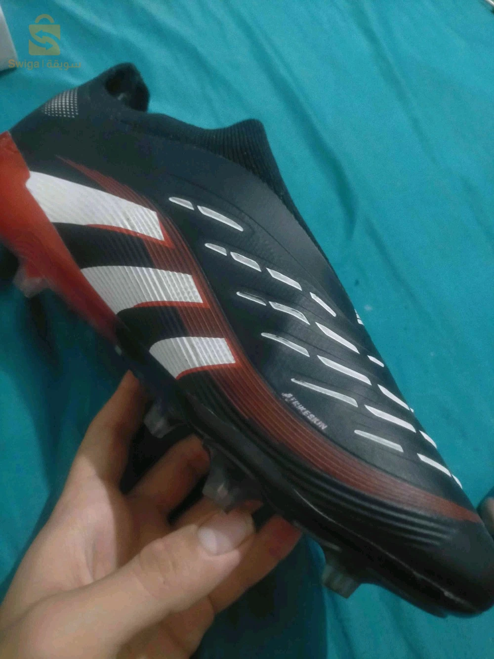 soulier adidas Predator pointure 43/42 jdida