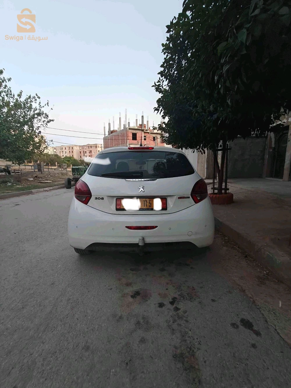 بيجو 208 2015 ميلة