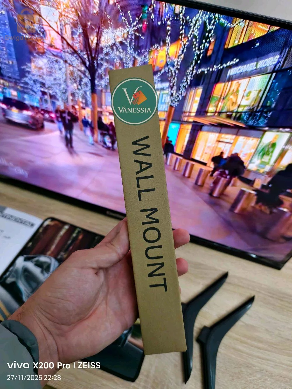 Tv 32P Smart + Démo Intégrer+ Support Marque Continental