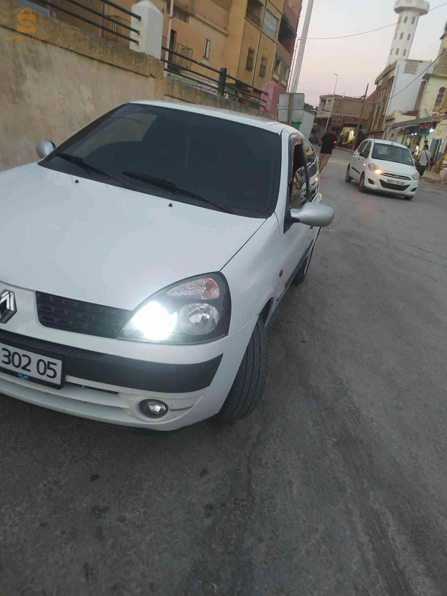 Renault Clio 2 2002 BATNA