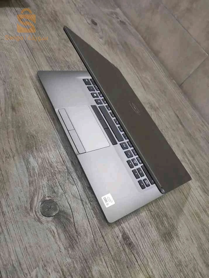 حاسوب للبيع