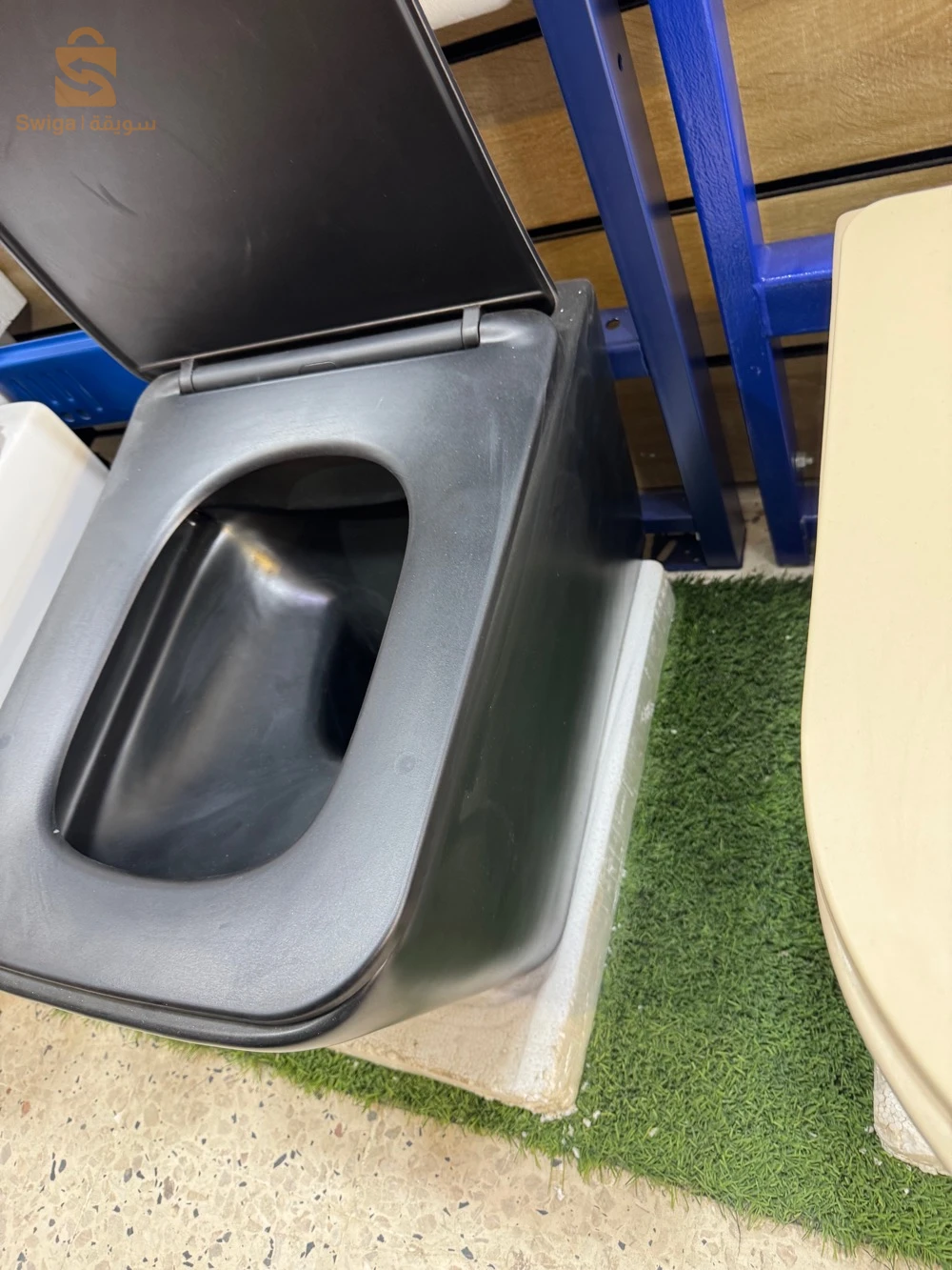 🚽 WC Suspendu – Design Moderne et Élégant

✨ Apportez une touche de modernité à votre salle de bain avec ce WC au design contemporain.

✅ Design élégant et épuré
✅ Finition de qualité
✅ Facile à entretenir
✅ Idéal pour une salle de