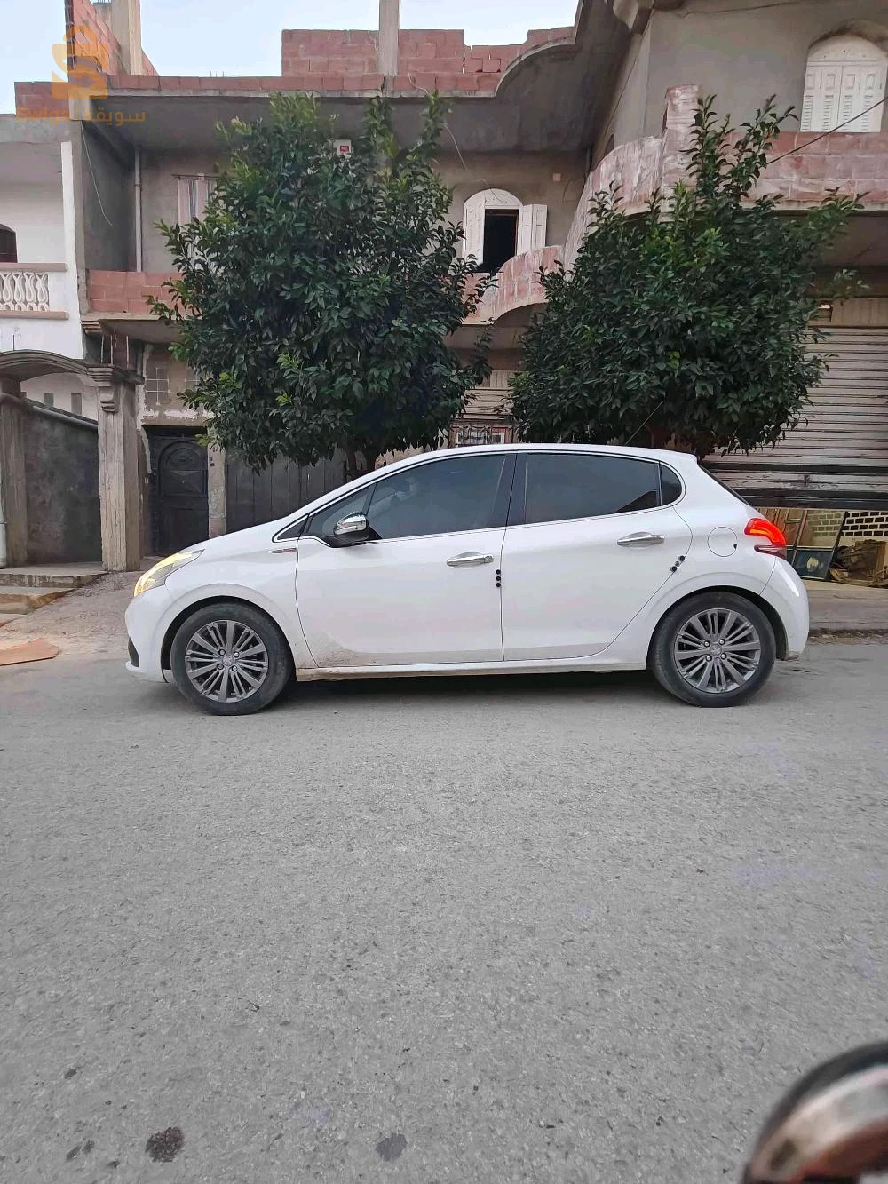 بيجو 208 2015 ميلة