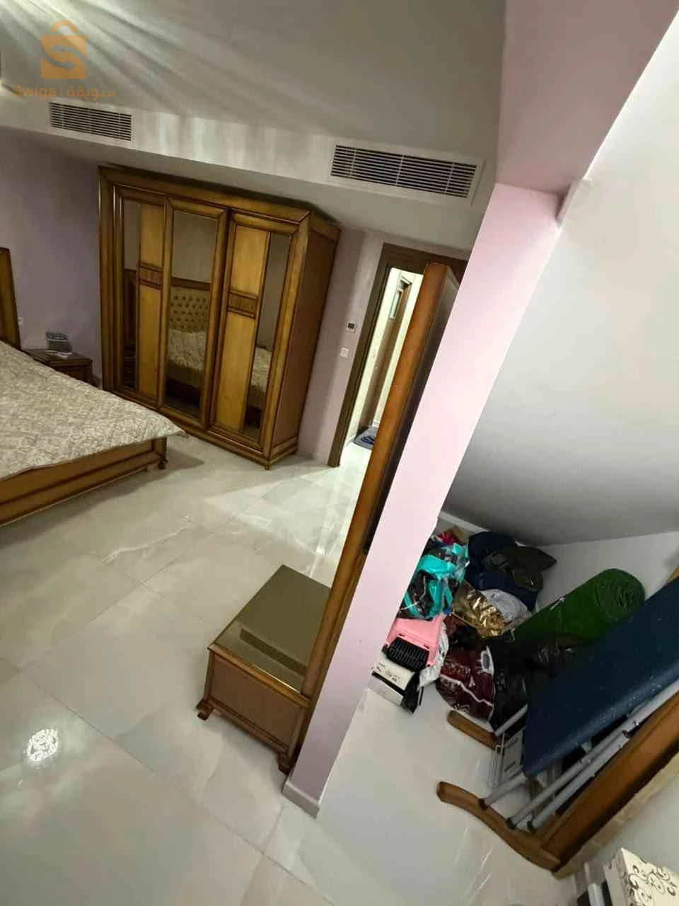 loue un duplex dans une résidence surviller