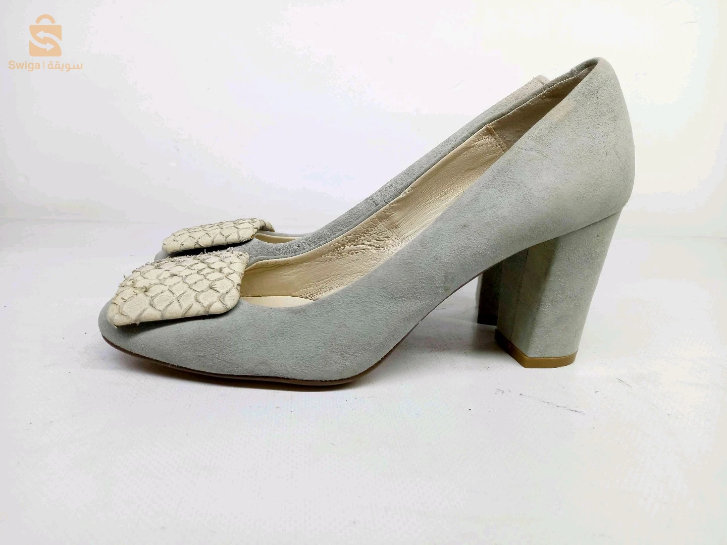 chaussures femmes en daim jdid marque bata pointure 37