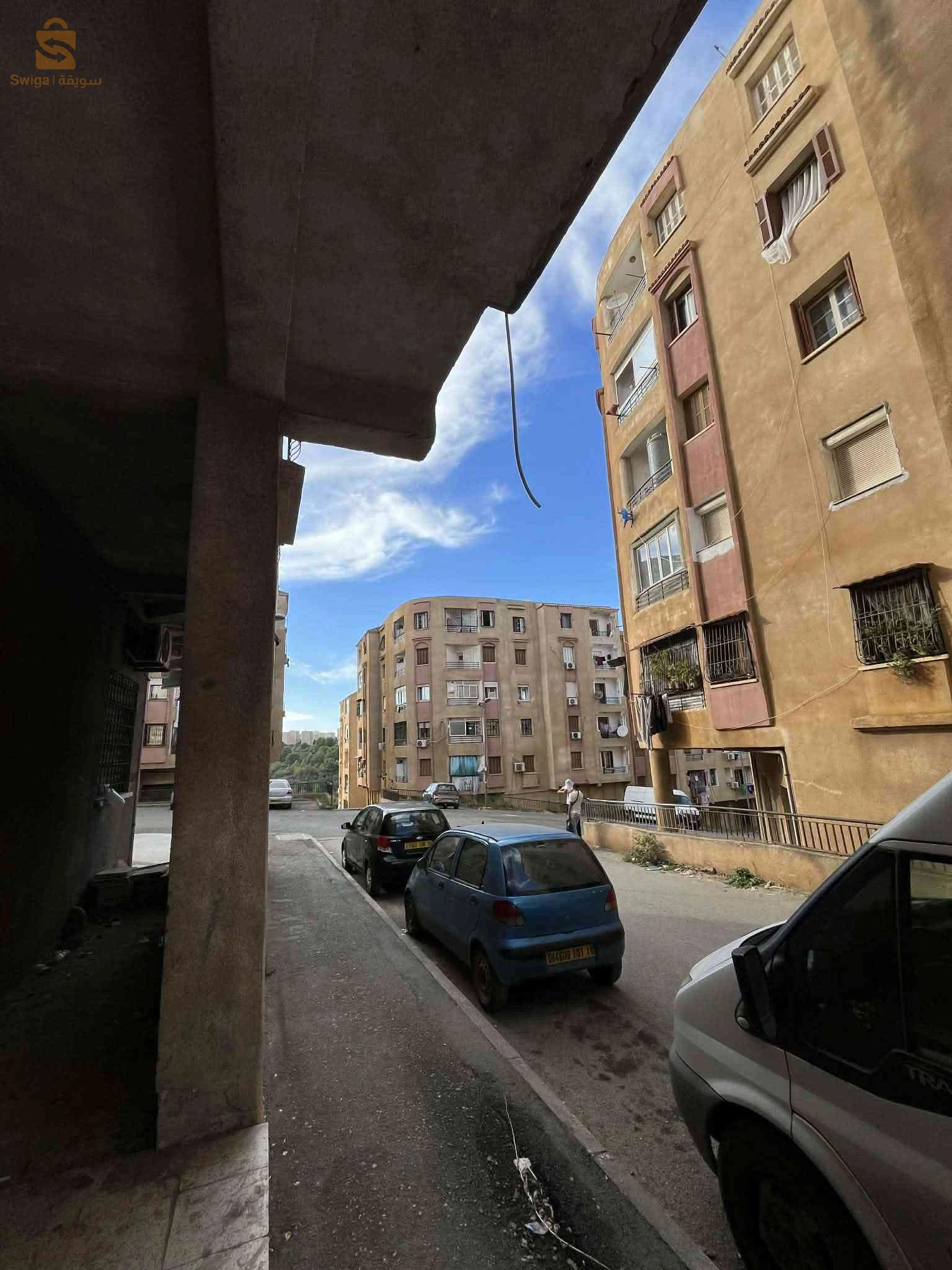 vente un local de 52 mètres carrés commercial