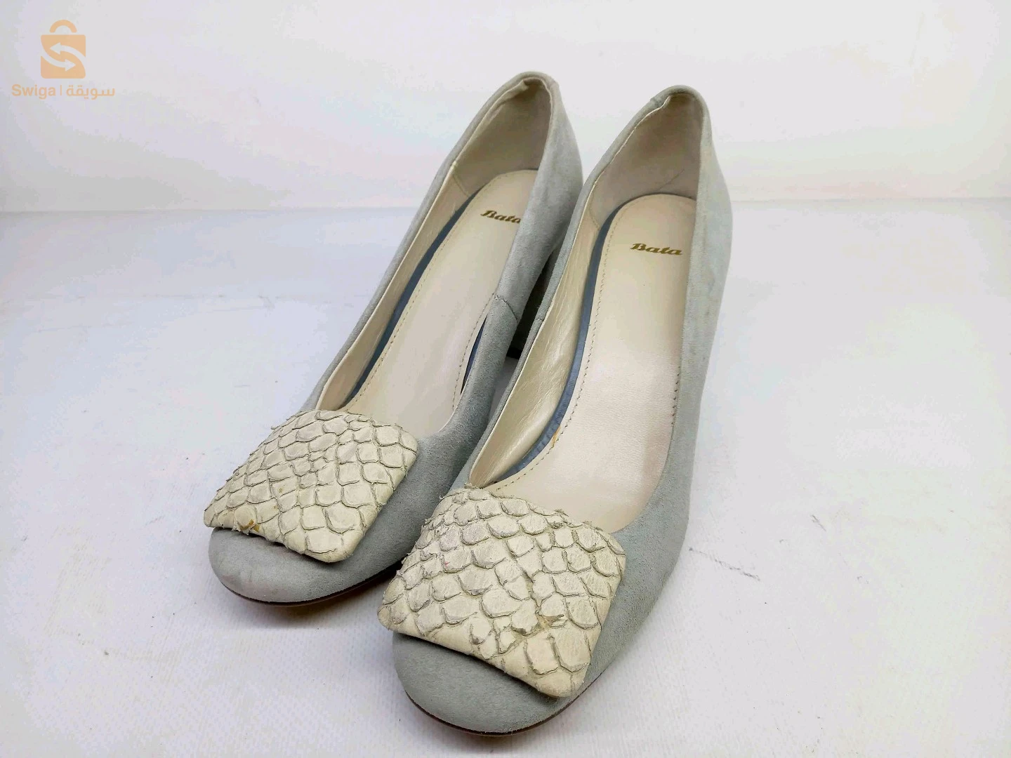 chaussures femmes en daim jdid marque bata pointure 37
