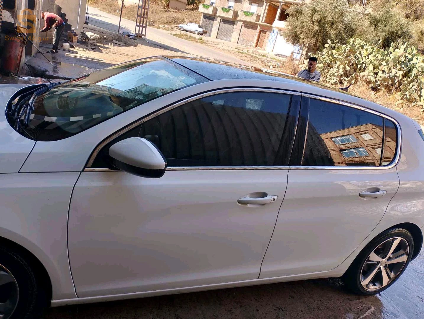 بيجو 308 2015 بجاية