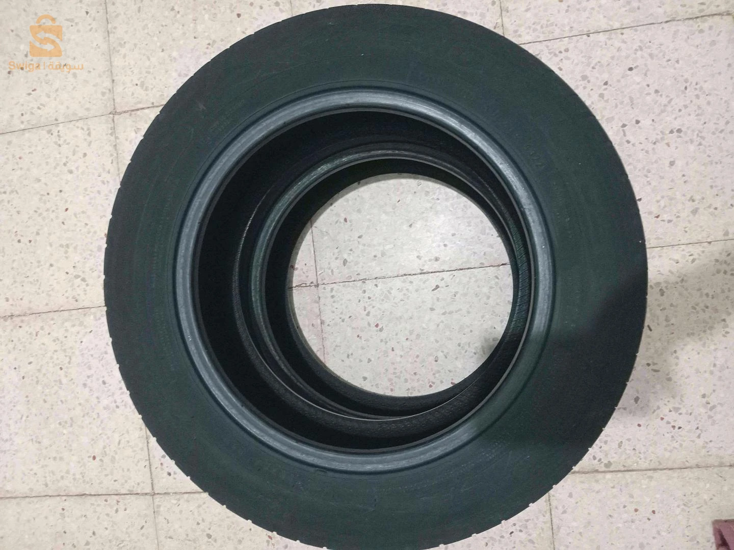 2 إطارات قياس 175/65 R14 82H