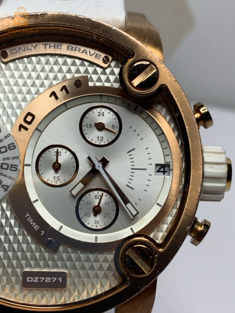 Montre Homme Diesel SBA Chronographe
Double Fuseau Horaire DZ