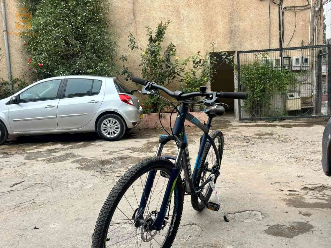 B-twin Rockrider 520