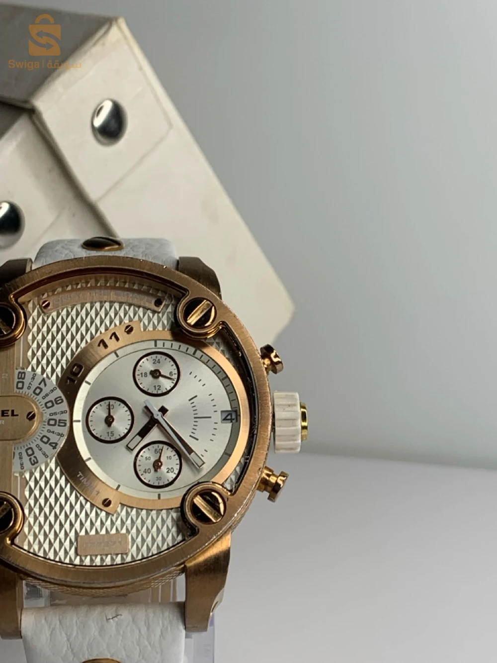Montre Homme Diesel SBA Chronographe
Double Fuseau Horaire DZ