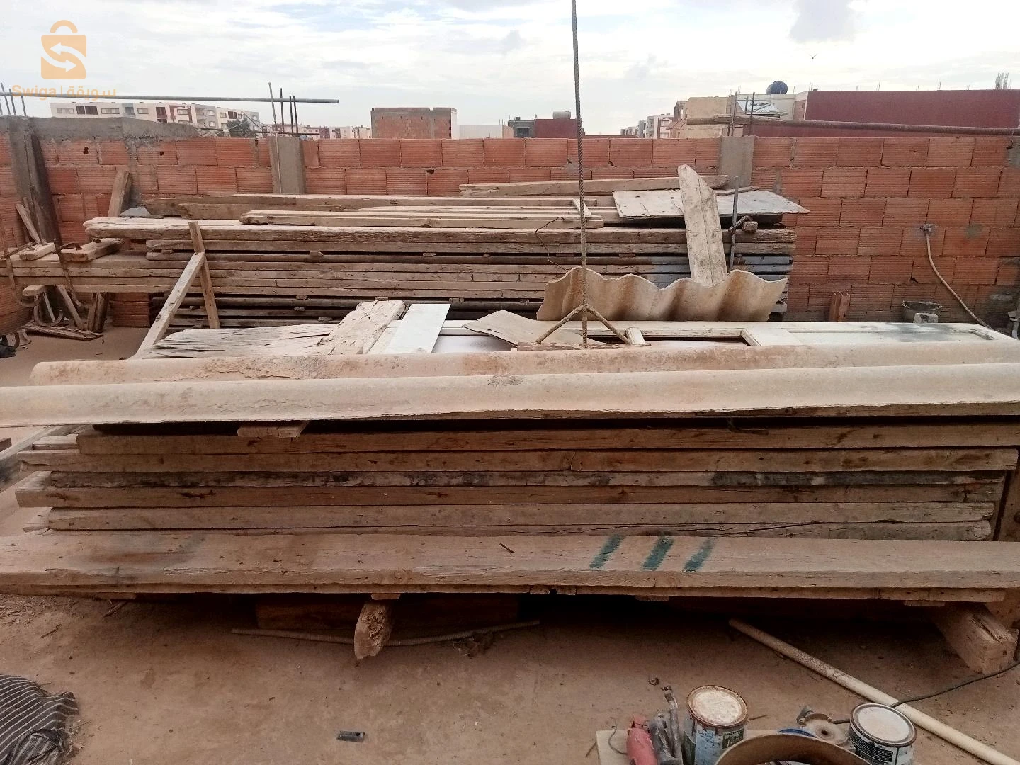 مادري 160 متر