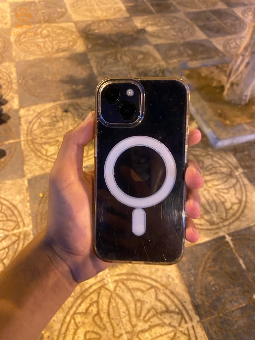 هاتف أيفون 14
