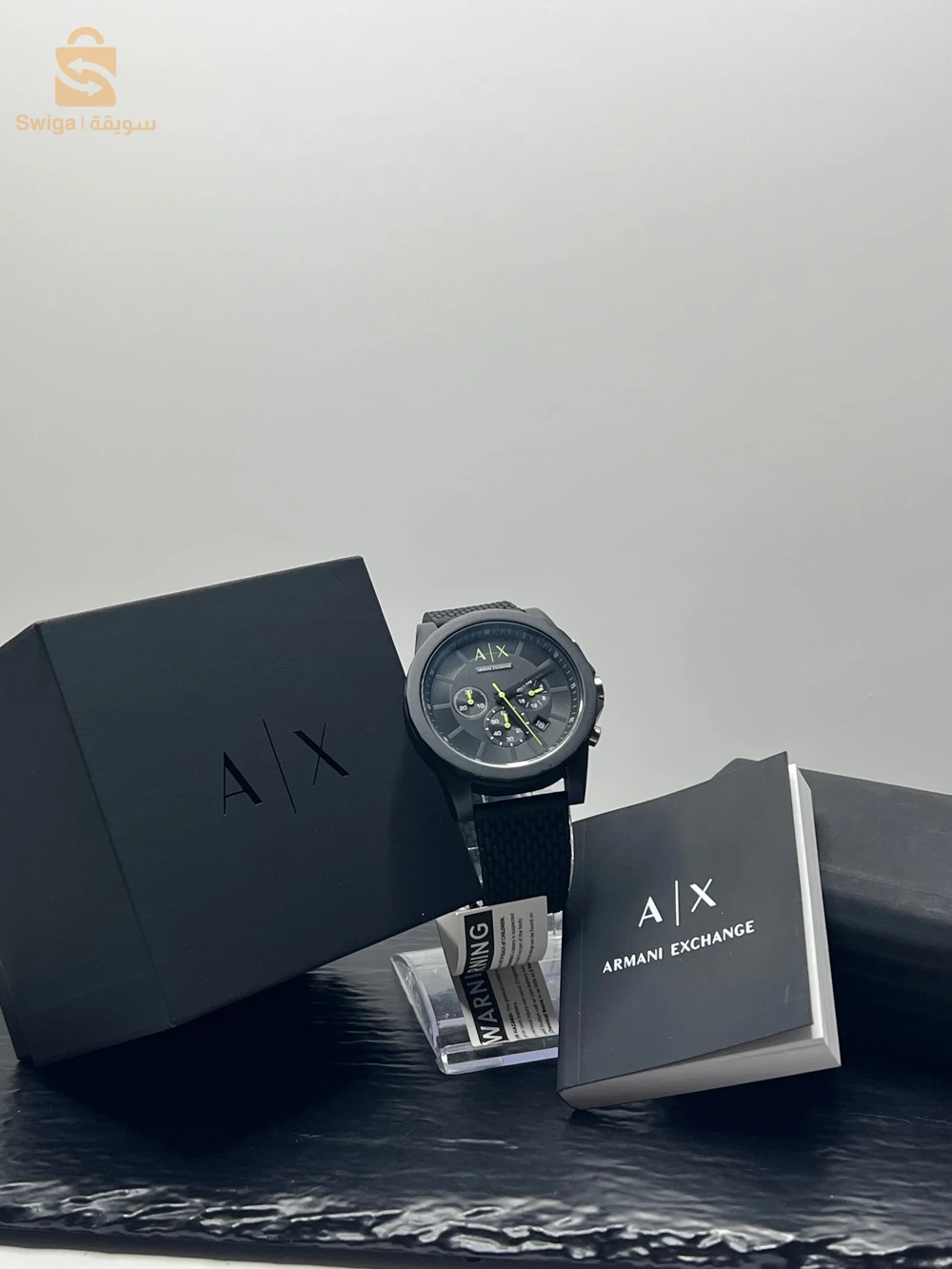 MONTRE ARMANI EXCHANGE CHRONOGRAPHE AUTHENTIQUE AVEC SES PAPIERS&Boîte