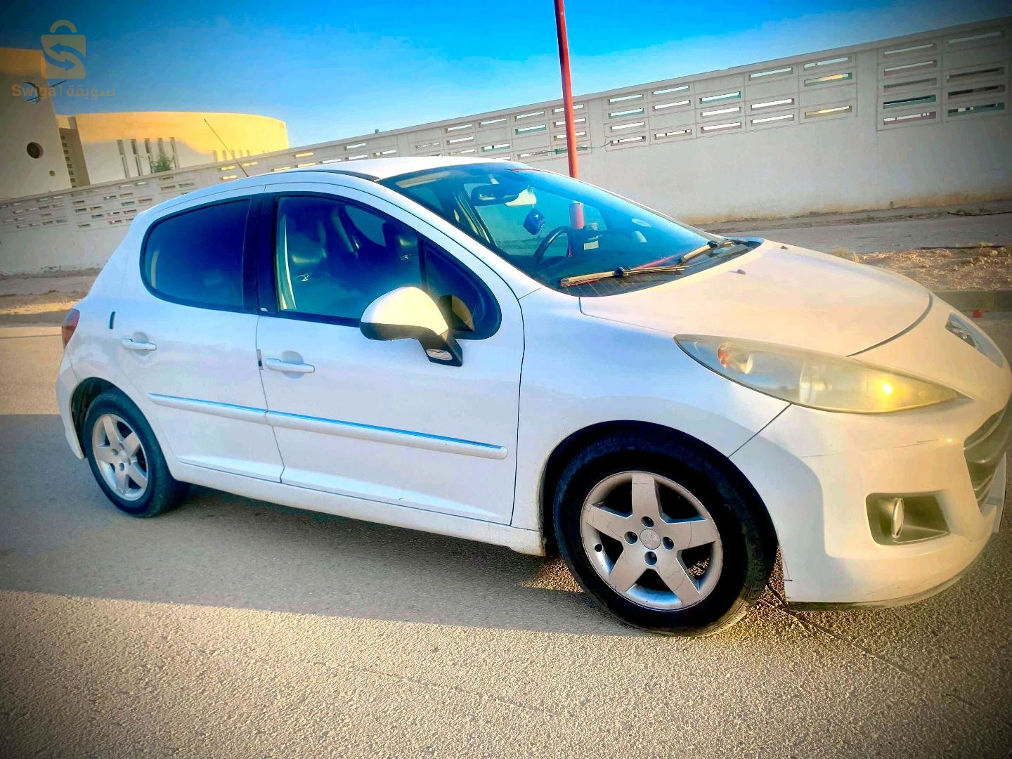 Peugeot 207 2011 BISKRA