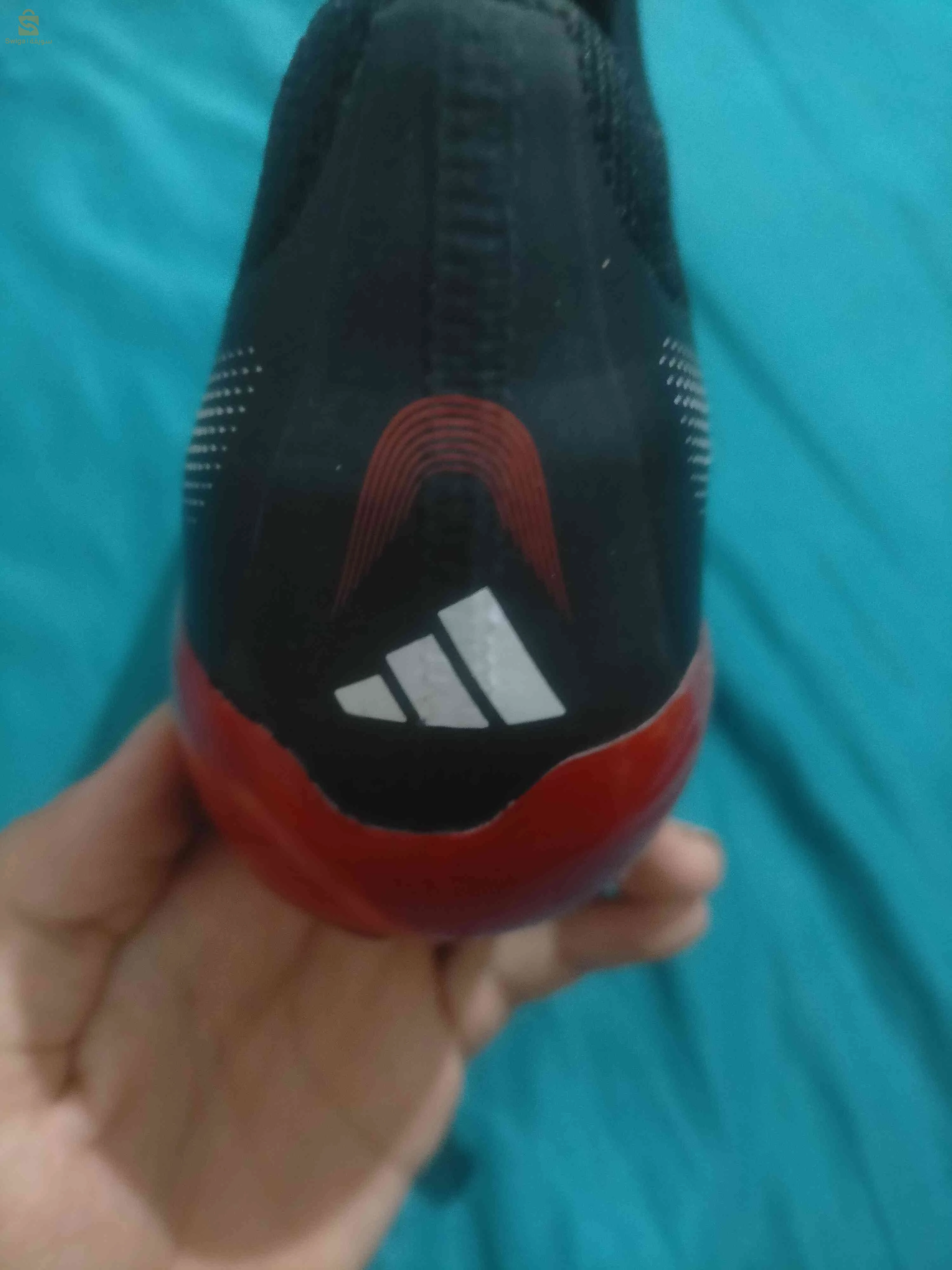 soulier adidas Predator pointure 43/42 jdida