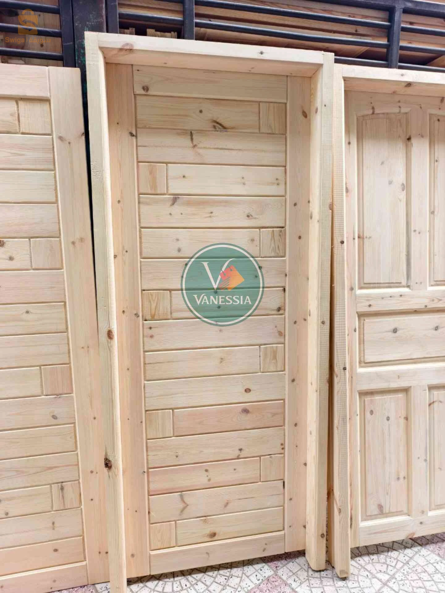 Porte chambre avec cadre bois Rouge