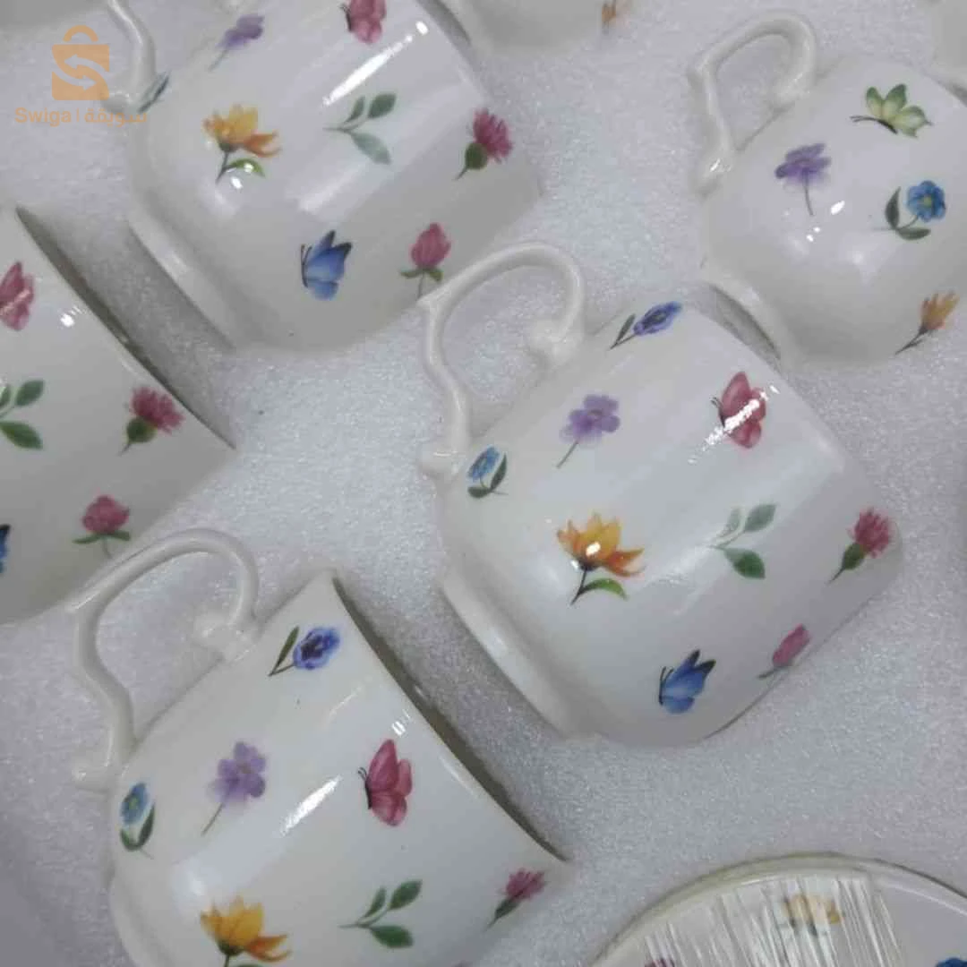 ☕🌸 طقم قهوة بنقشة الورود (24 قطعة) – لمسة أنقاة وجمال لصحنكم وللضيوف –​🎁 Service à café fleur