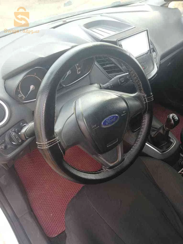 فورد B-Max 2015 شلف
