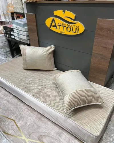 غطاء سرير