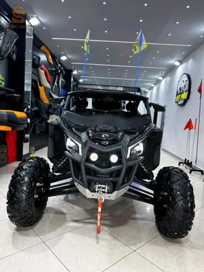 CAN-AM MAVERICK X3