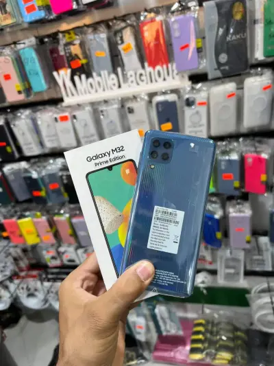 Samsung m32