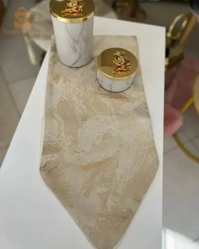 ناب طاولة