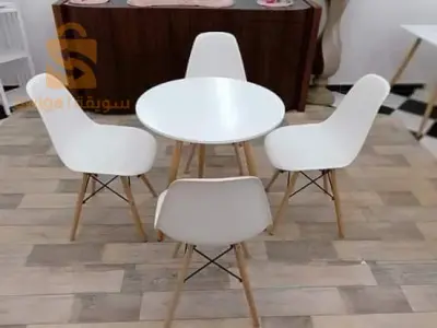 طاولة 4 كراسي