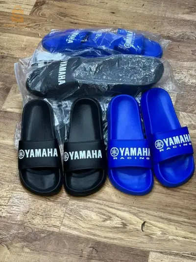 Claquette 🩴 YAMAHA