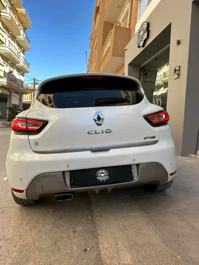 Clio