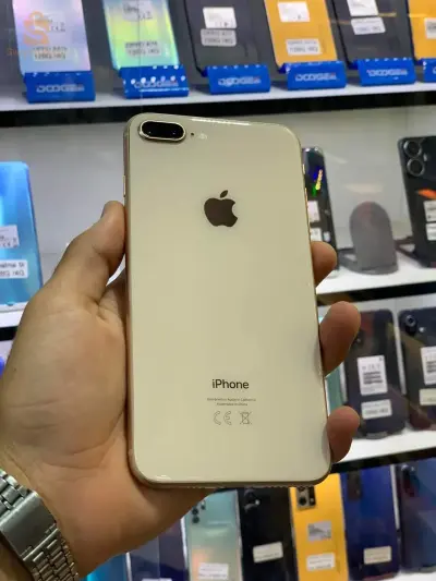 iPhone 8 Plus