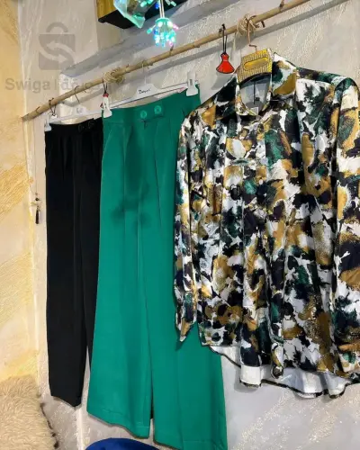 chemise et pantalon
