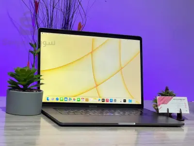MACBOOK  PRO 2018 1