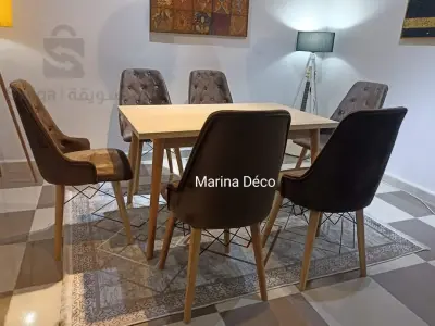 طاولة أكل