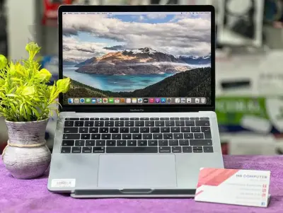 MACBOOK PRO 2017