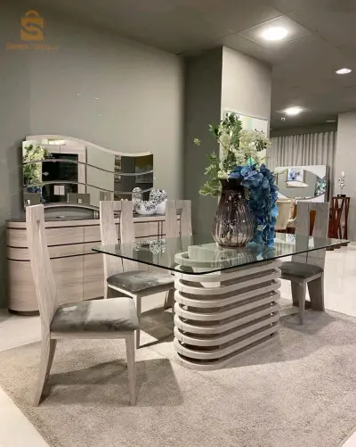 طاولة اكل