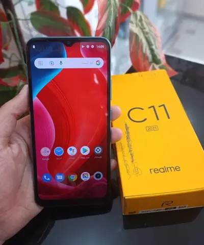 realme C11