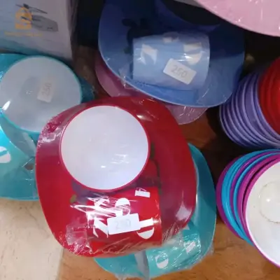 plastic utensils