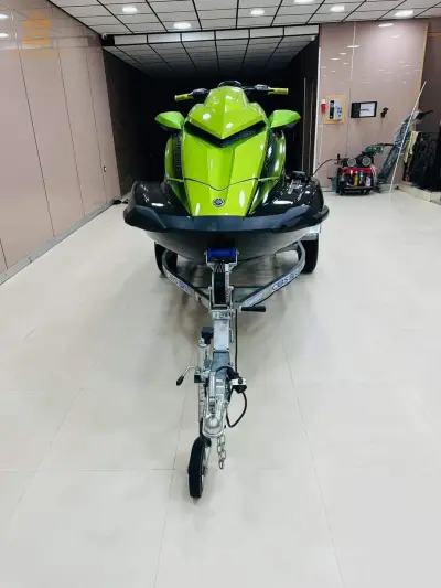 JET SKI    YAMAHA
