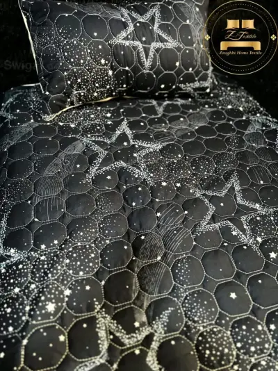 غطاء سرير مفرد + غطاء وسادة