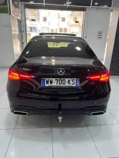 Mercedes