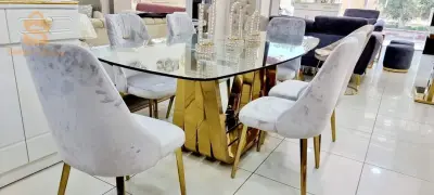 طاولة أكل