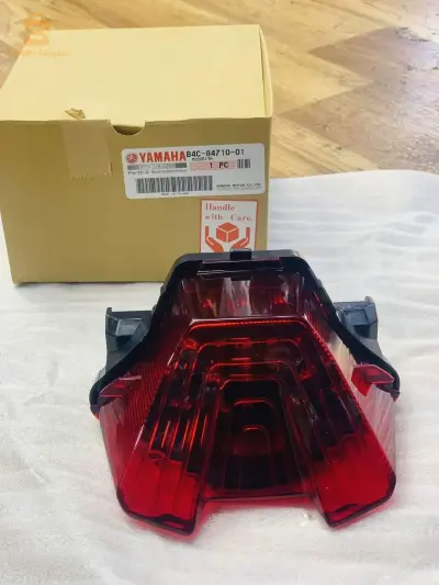 Feu Arrière Yamaha MT-07 2022
STOP MT-07