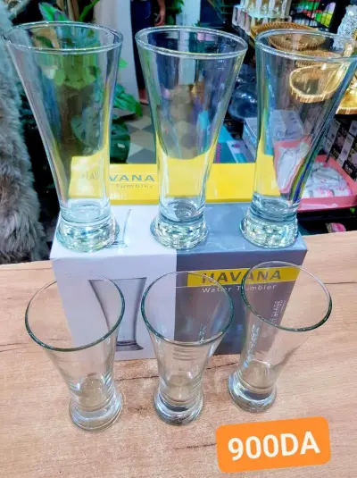 اكواب زجاج