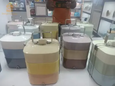 حاملة اكل